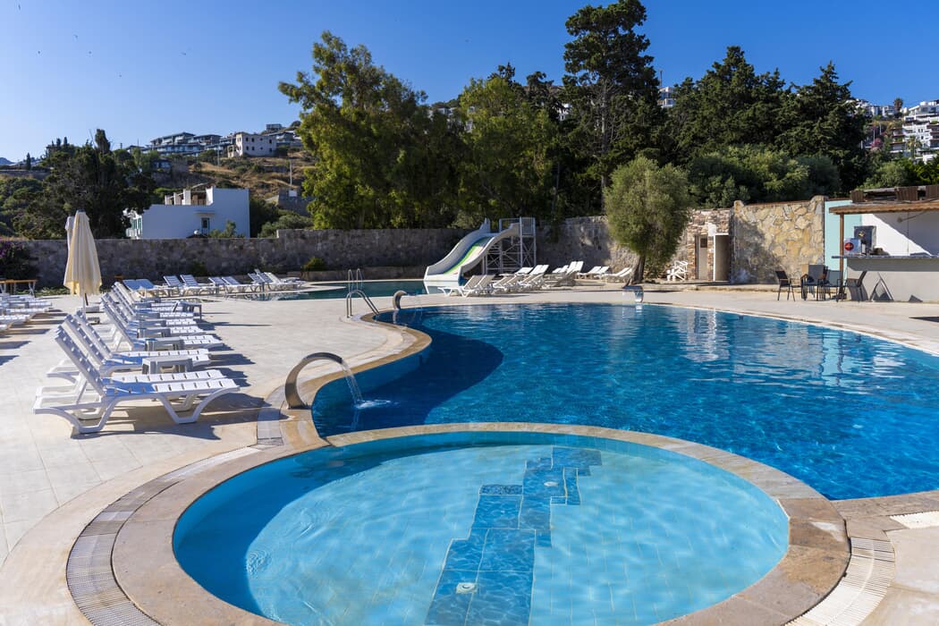 Veluna Beach Gümüşlük 3 Gece 4 Gün Konaklamalı