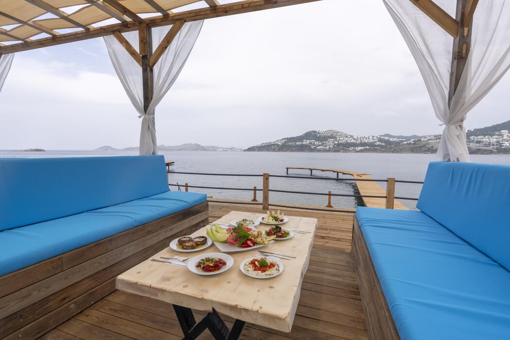 Veluna Beach Gümüşlük 4 Gece 5 Gün Konaklamalı