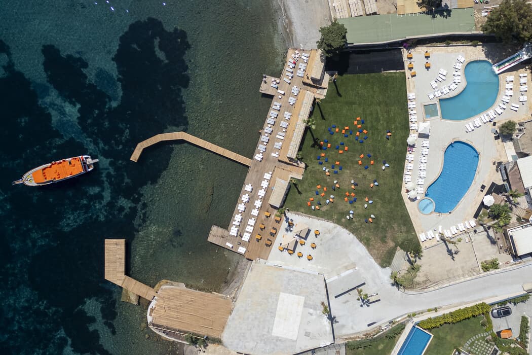 Veluna Beach Gümüşlük 4 Gece 5 Gün Konaklamalı