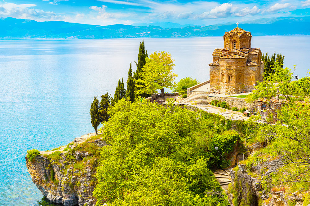 Balkan Güzelleri Kosova Makedonya Turu AJet Hava Yolları ile Vizesiz / 2 Gece Otel Konaklamalı / İstanbul Çıkışlı