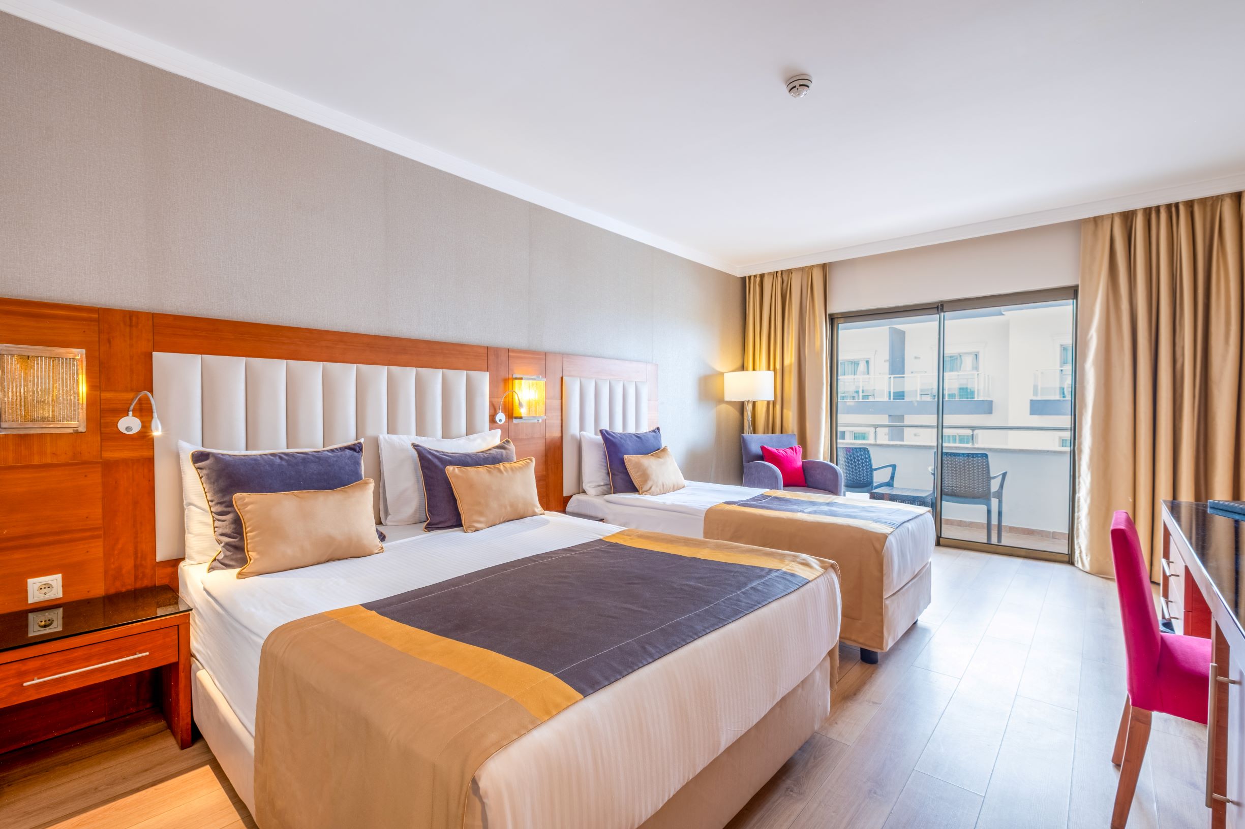 Sunland Resort Kemer  | 4 Gece 5 Gün