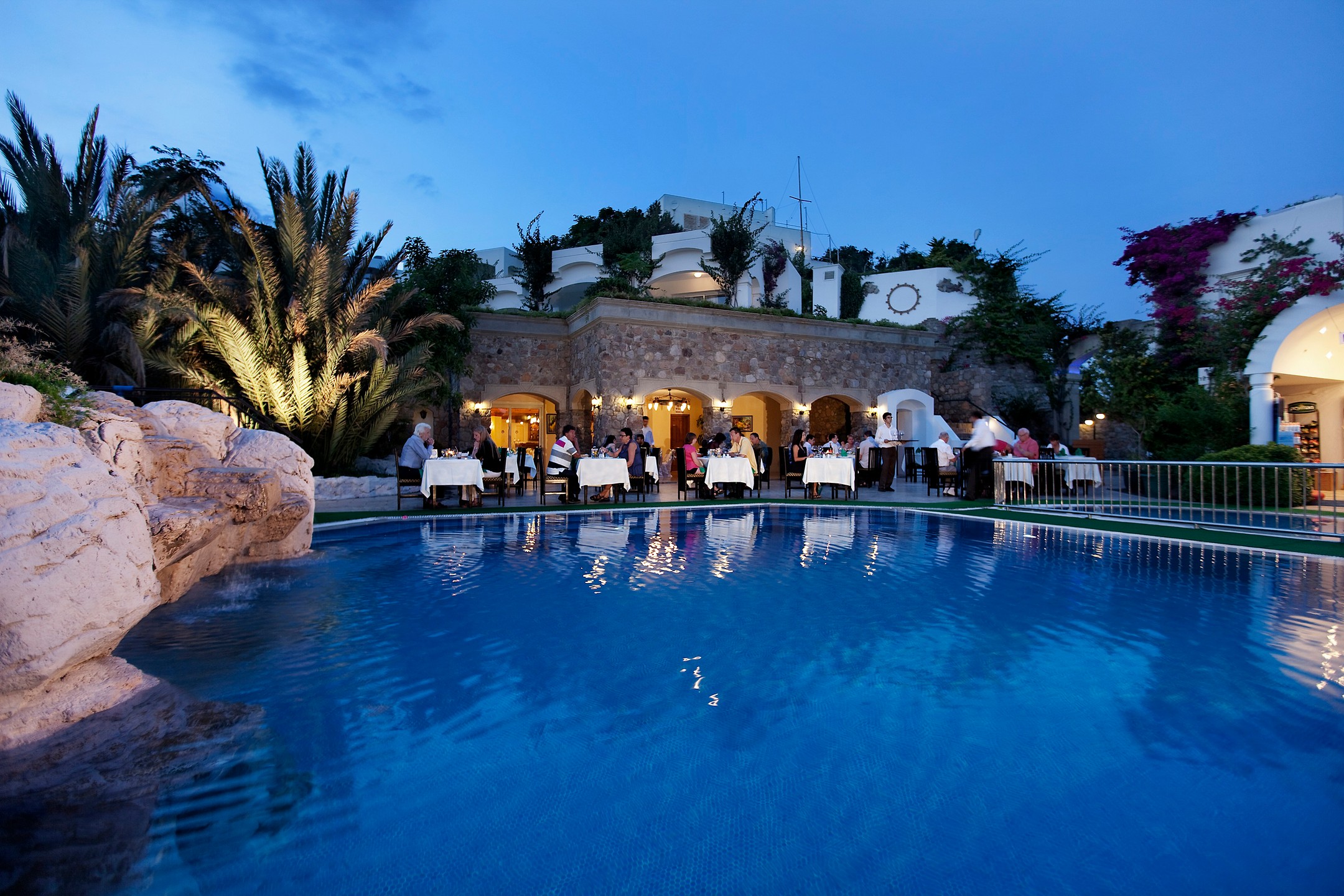 Royal Asarlık Beach Spa Bodrum | 4 Gece 5 Gün