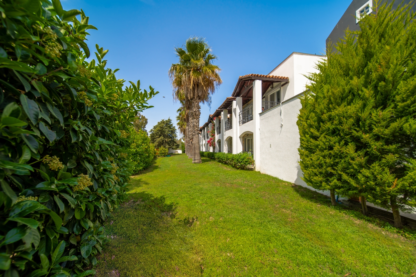 Tiana Beach Resort / 6 Gece Konaklamalı