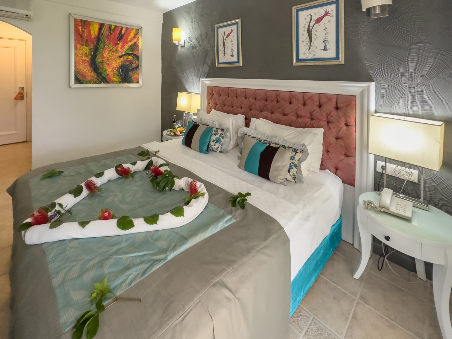 Tiana Beach Resort / 6 Gece Konaklamalı