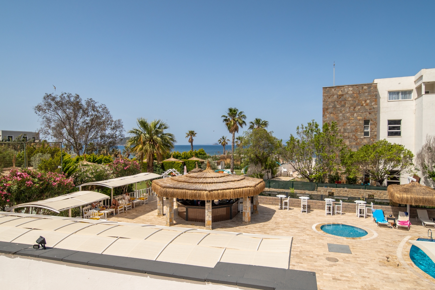 Tiana Beach Resort / 6 Gece Konaklamalı