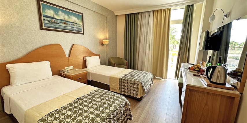 Transatlantik Beach Otel 4 Gece 5 Gün