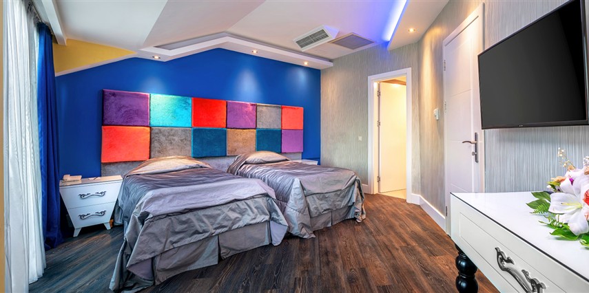 Rox Resort Kemer Hotel 4 Gece 5 Gün