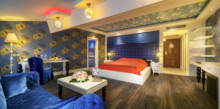 Rox Resort Kemer Hotel 4 Gece 5 Gün