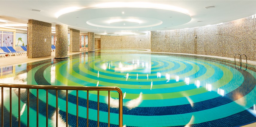 Rox Resort Kemer Hotel 4 Gece 5 Gün